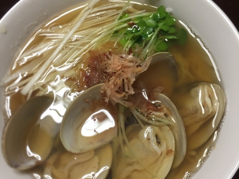 飲んだ後に食べたい、簡単ハマグリラーメン